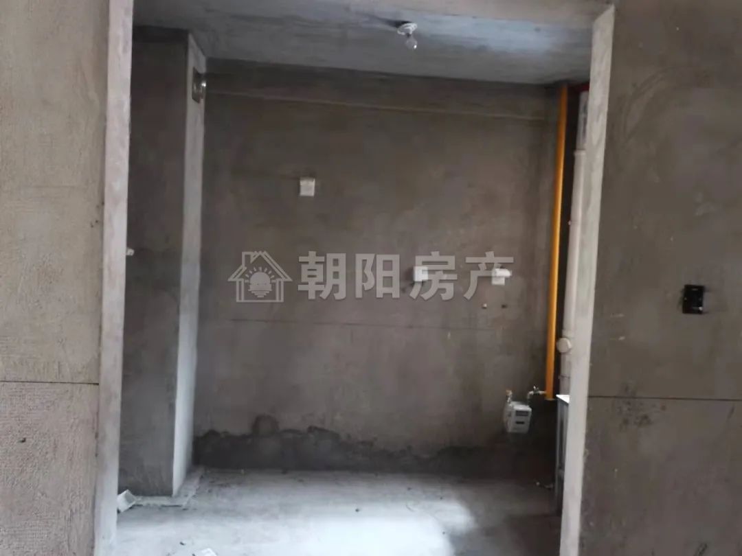 顺景天城逸园 115平 南向三居 毛坯 交通便利 学区房