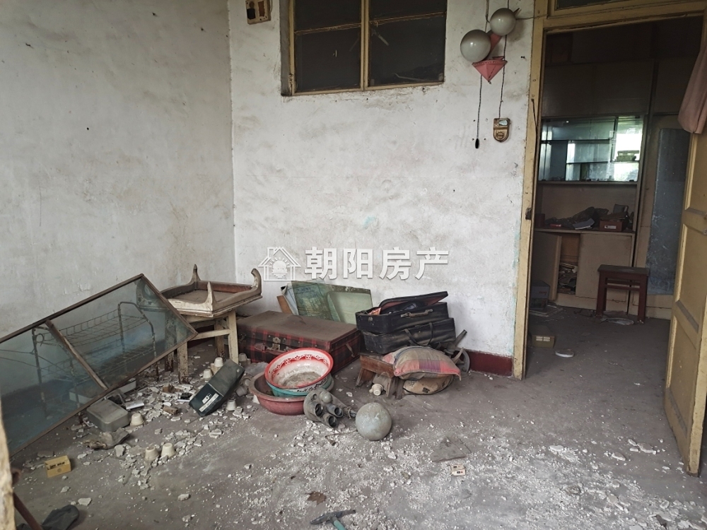 多层简装出售随时看房