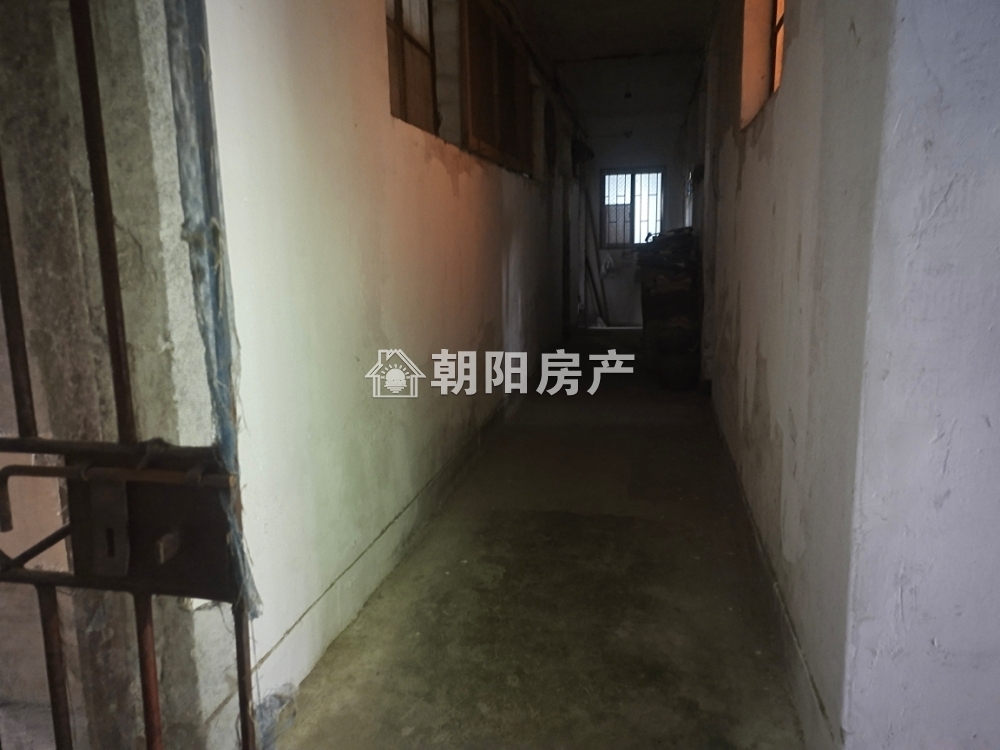 多层简装出售随时看房