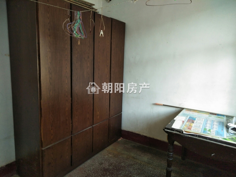 锦路小区 51平 三室一厅 南北通透 学区房 交通便利