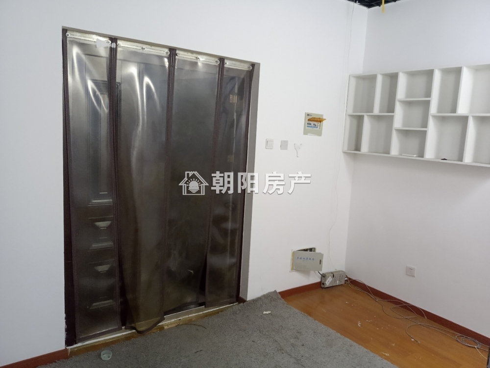 金地环球港 69平 精装写字楼 交通便利配套齐全