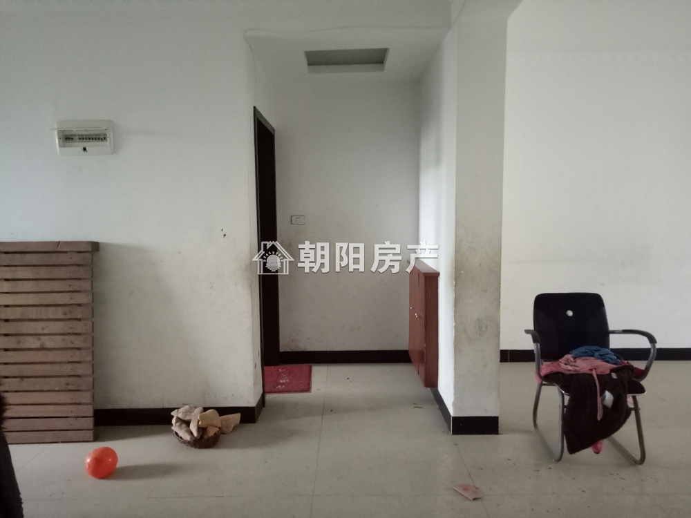 淮上西苑 93平 南向三室一卫 满两年 交通便利 学区房
