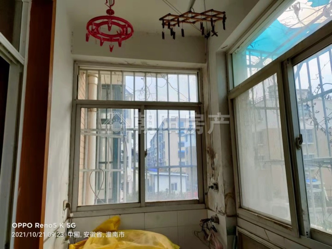 老看守所家属楼 94平 南向两室 简装 交通便利