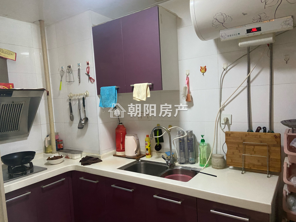 西湖天地 72平 南向精装一室两厅 满两年 学区房 随时看房