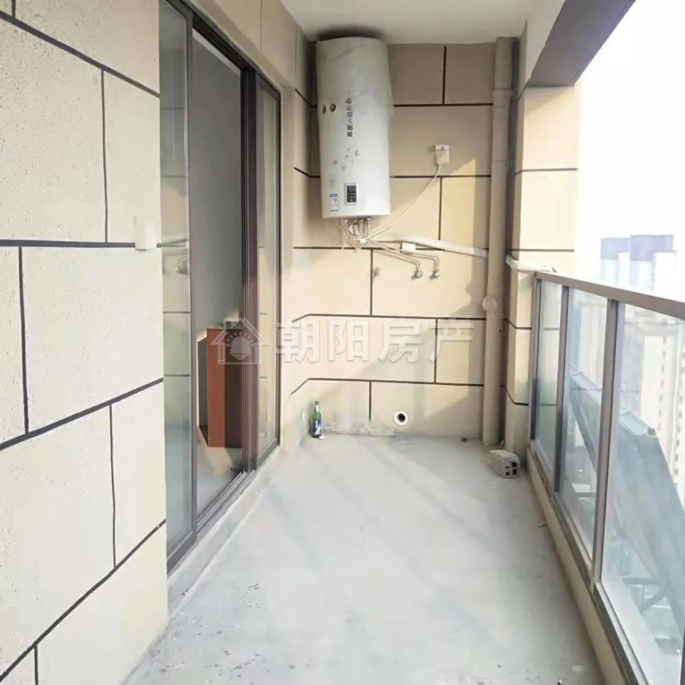 顺景天城逸园 113平 南向三室 毛坯 交通便利 学区房