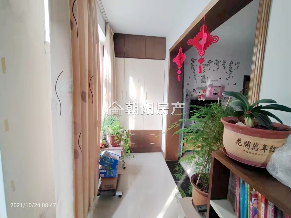 惠利商住楼 76平 南向两室一厅 交通便利 学区房 精装