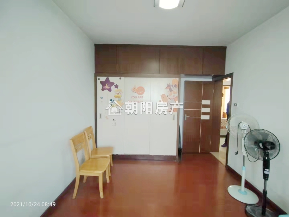 惠利商住楼 76平 南向两室一厅 交通便利 学区房 精装