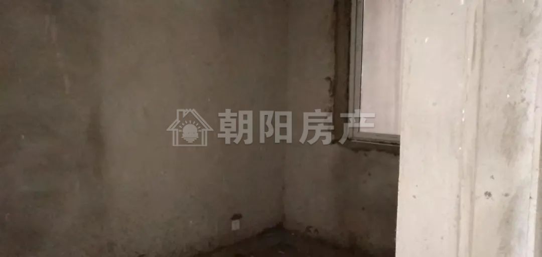 稻香花园 90平 南向两室两厅 毛坯 交通便利 学区房 单价3877元