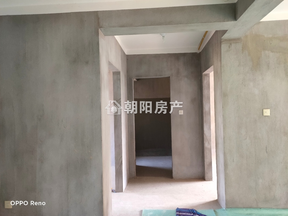 顺发泽润园二期 77平 南向两室一厅 交通便利 学区房