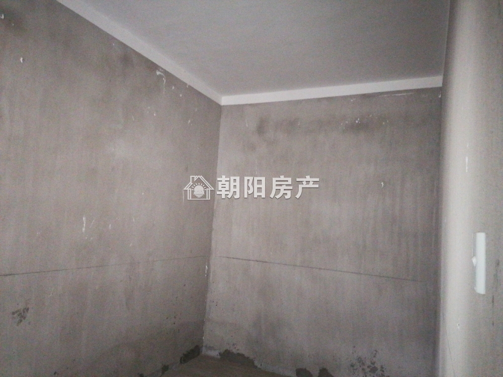 鸿朗阳光城 95平 南向三室 交通便利 毛坯