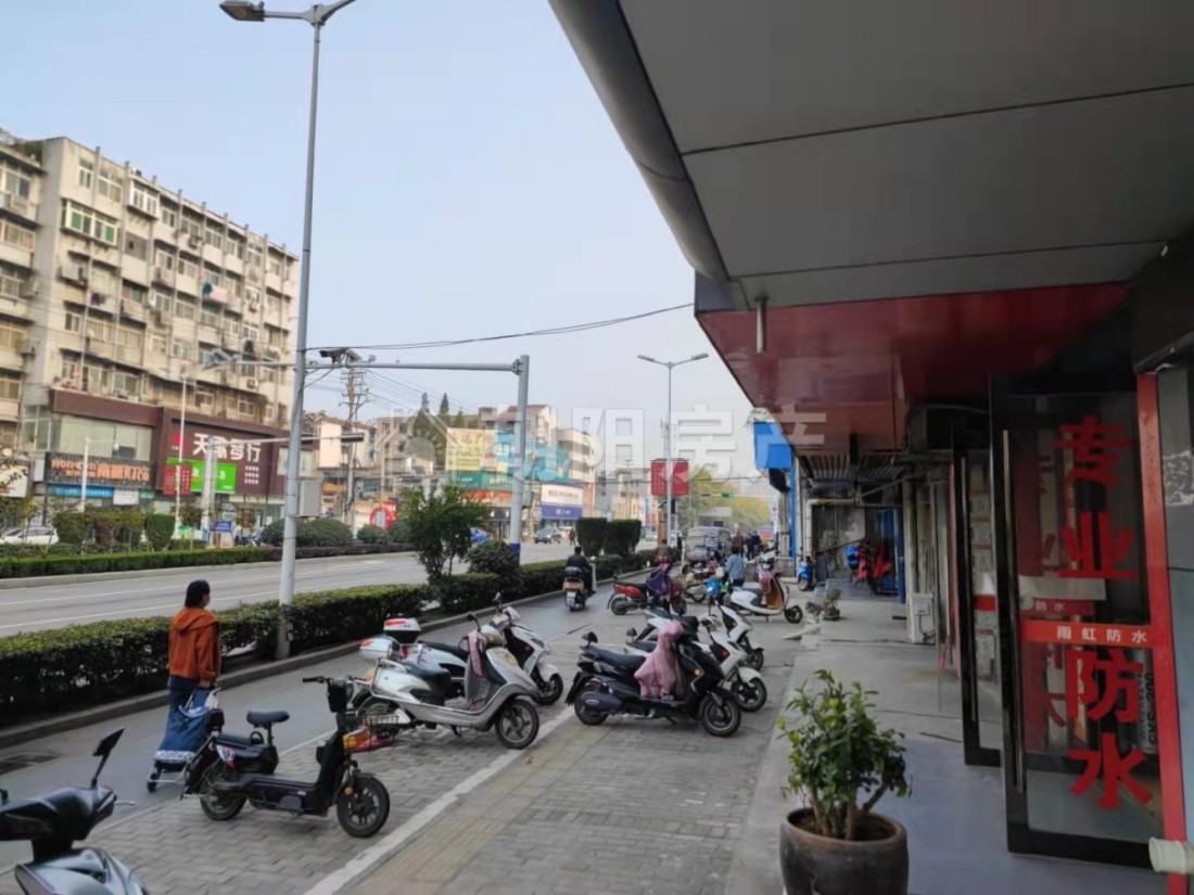 新乐村 98平 东向两室一厅 满五唯一 精装拎包入住 单价1313元/平