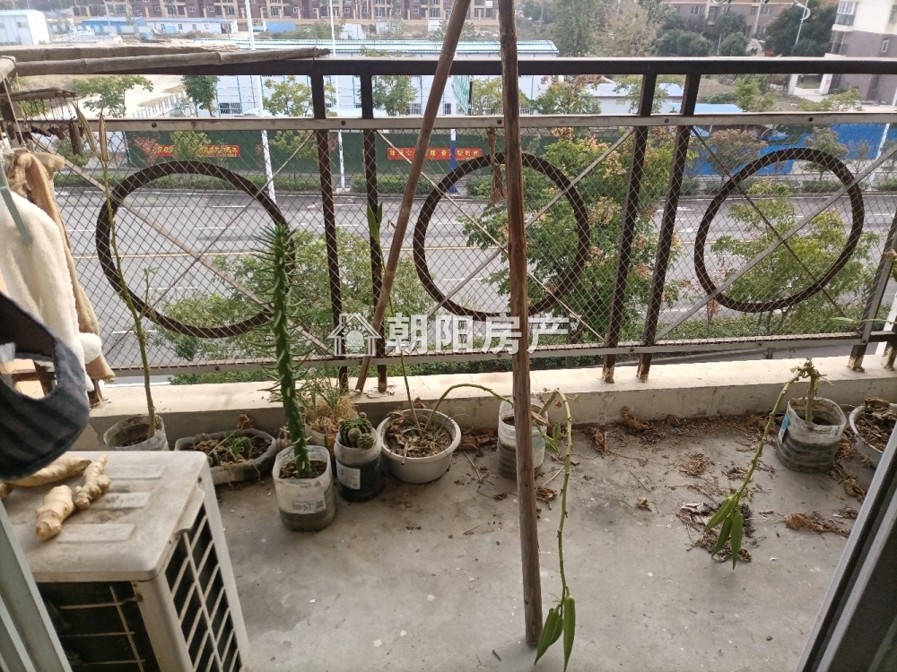 楚都小区一期 108平 南向三居毛坯 交通便利 学区房