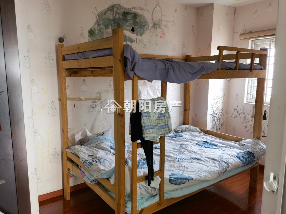 金地国际城A区 41平 复式两室两厅 精装朝南 满两年 交通便利