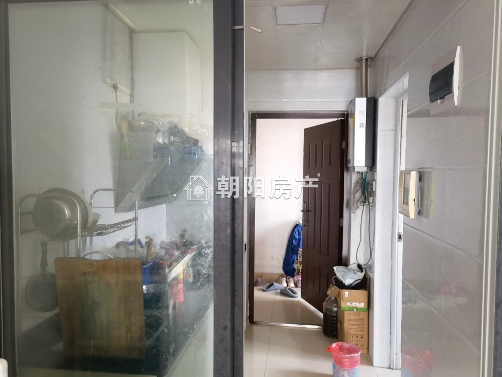 金地国际城A区 41平 复式两室两厅 精装朝南 满两年 交通便利