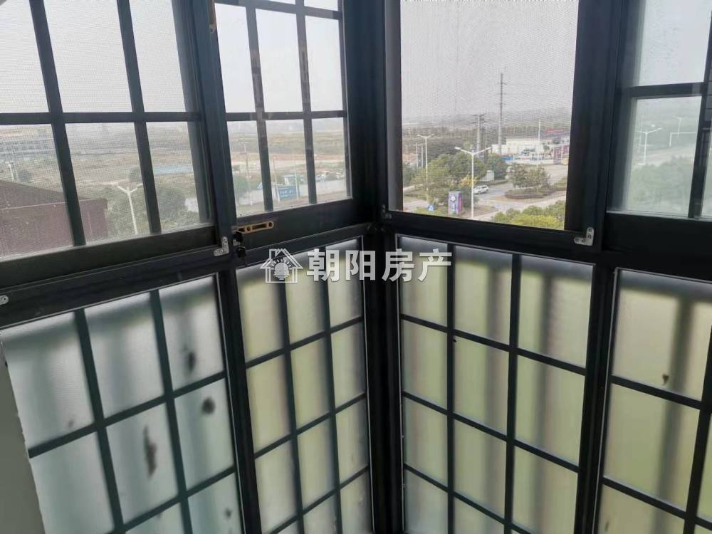 淮河新城一期 117平 三室二厅 精装好房 满两年 学区房