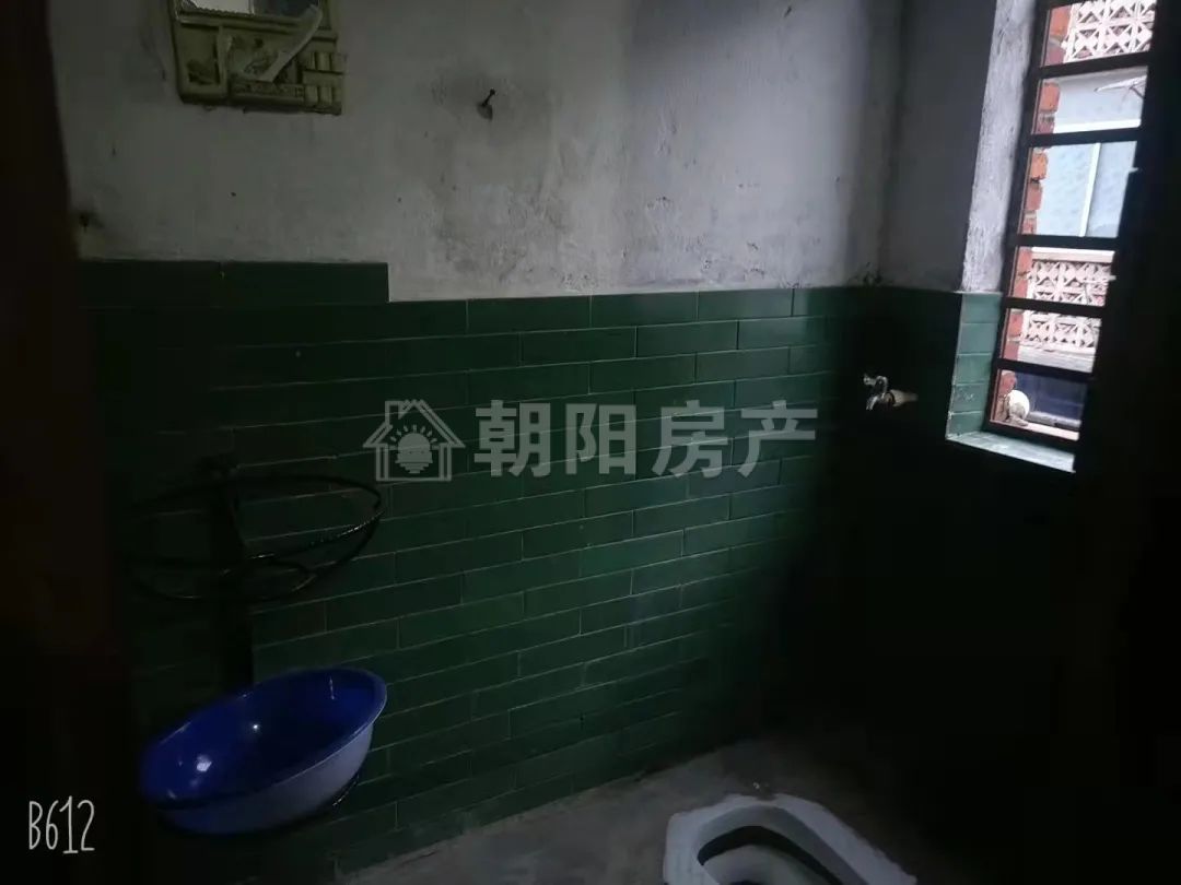 谢三新村 42平 朝南一室一厅 采光好 交通便利