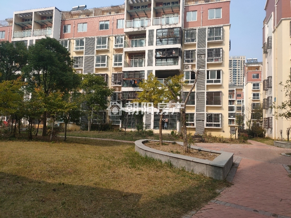 锦绣花园 80平 南向两室两厅 采光好 交通便利 随时看房