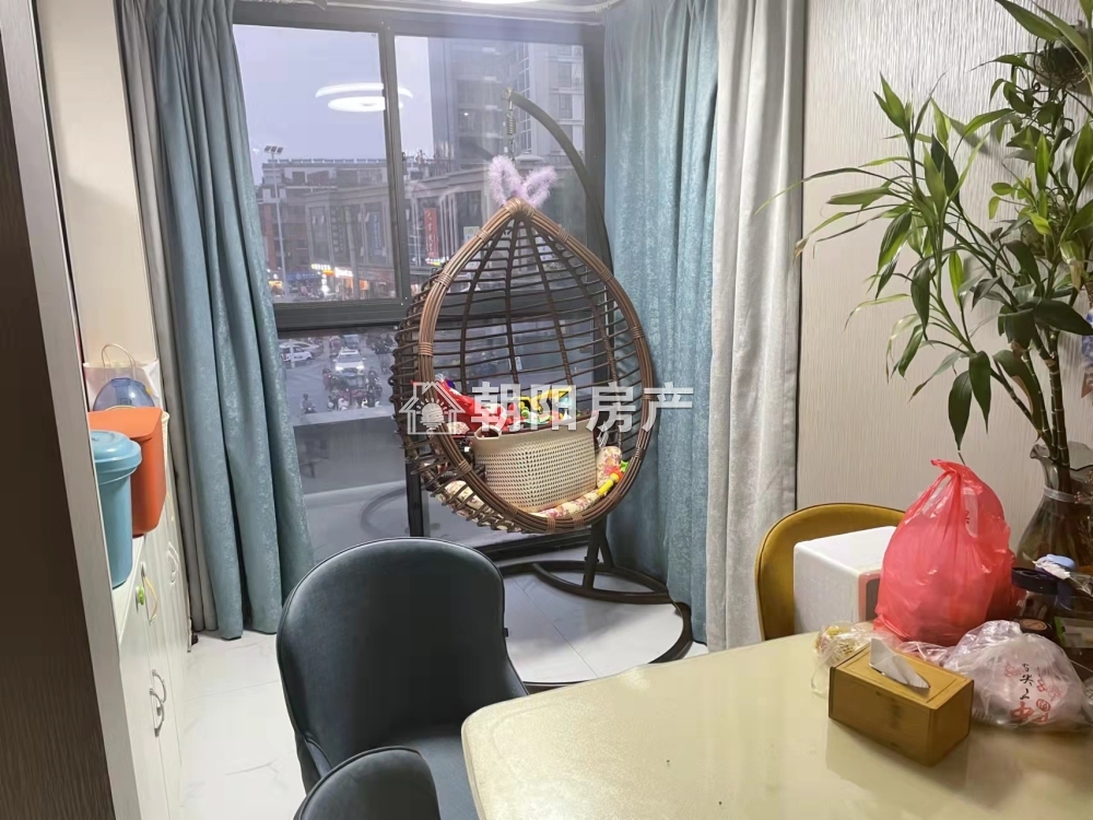 领城 92平 南向精装两居 交通便利 学区房