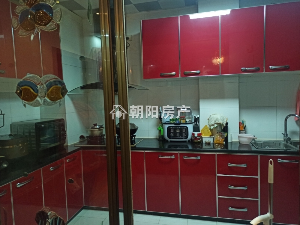 阳光365 135平 南向两室两厅 精装采光好 随时看房