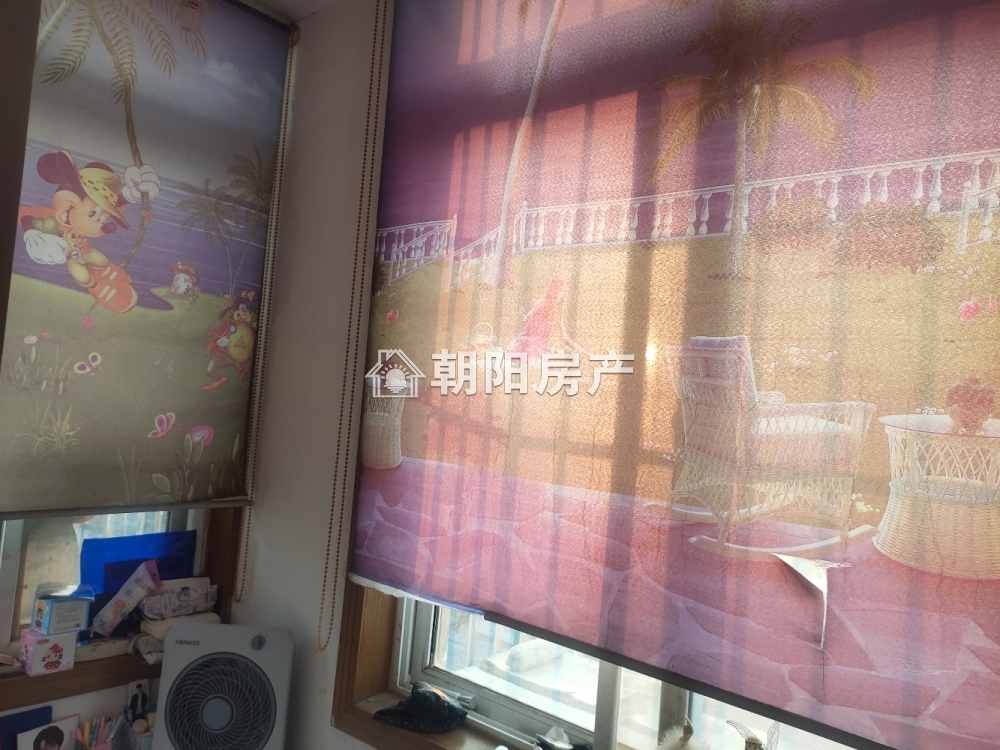 金龙门公寓 60平 精装两居 满两年 采光好 交通便利