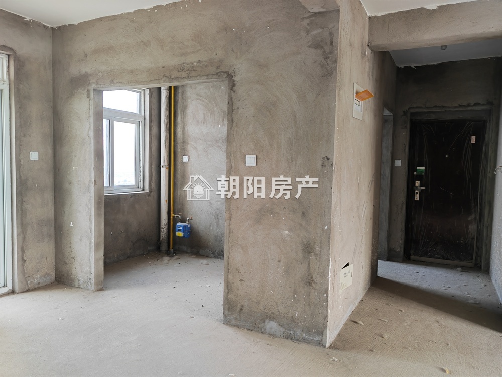 银杏苑 105平 南向三居毛坯 交通便利