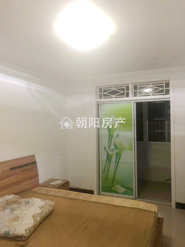 香樟苑一期 80平 南向两居 满五唯一 普装采光好
