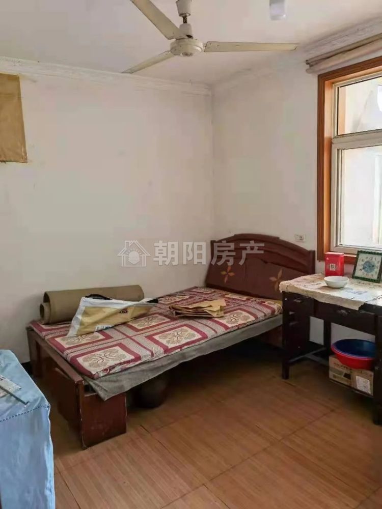 公路局家属楼 75平 三室一厅 简装 采光好 学区房 交通便利