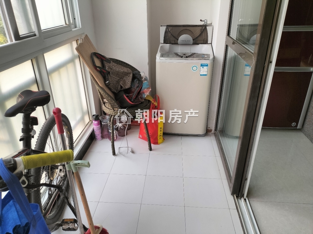 银鹭万树城 89平 两室两厅 精装免税 学区房交通便利