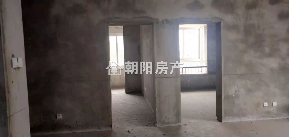 金鑫花园 80平 朝南两室一厅双阳台 毛坯 交通便利随时看房