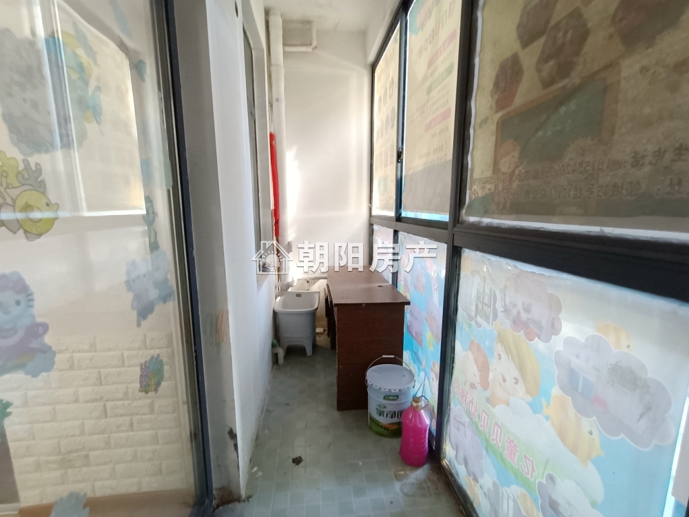 领城 125平 南向三室毛坯 满两年 学区房 交通便利