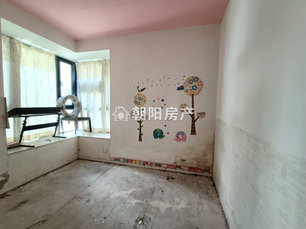 领城 125平 南向三室毛坯 满两年 学区房 交通便利