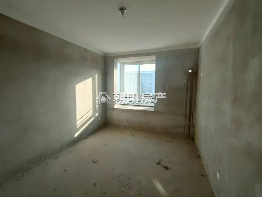 九龙岗建设村C区六跃七毛坯房出售，价格便宜