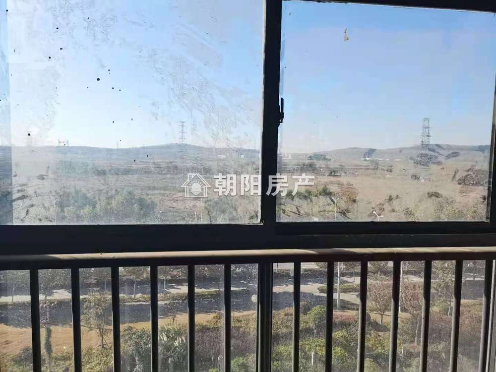 九龙国际广场 57平 南向三室两厅 学区房 随时看房