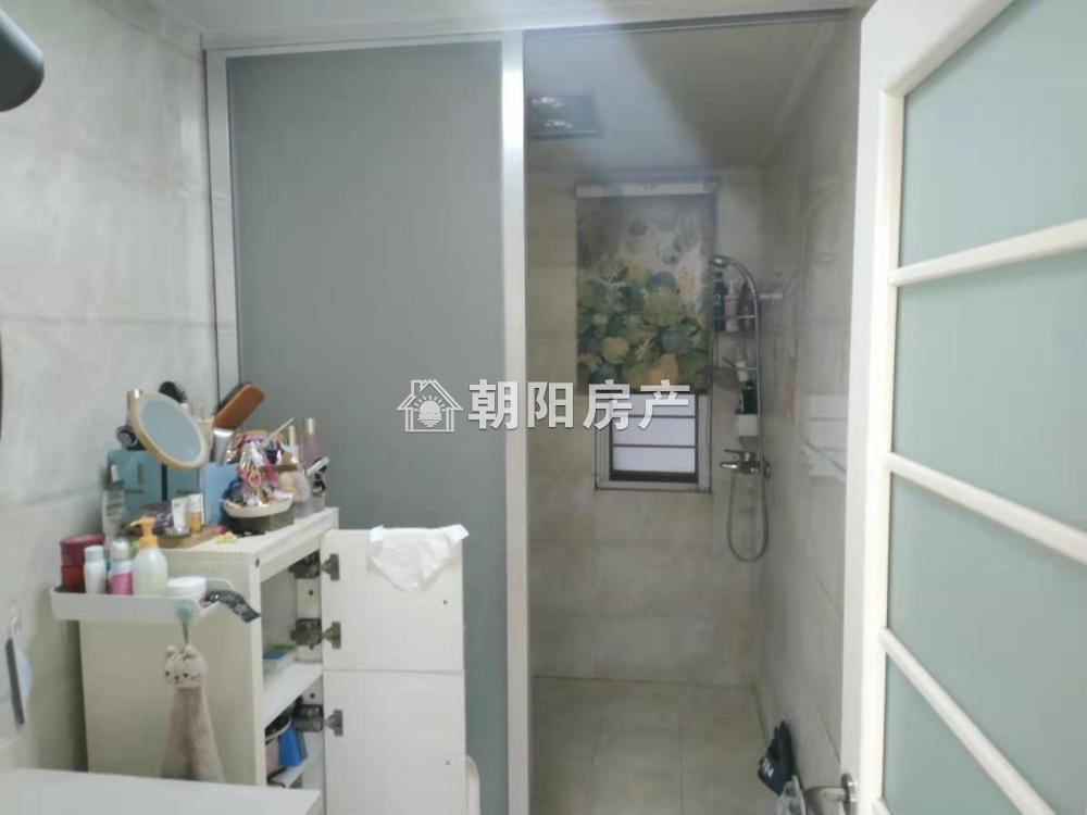 颐园豪景 142平 四室两厅 精装 满两年免税 学区房