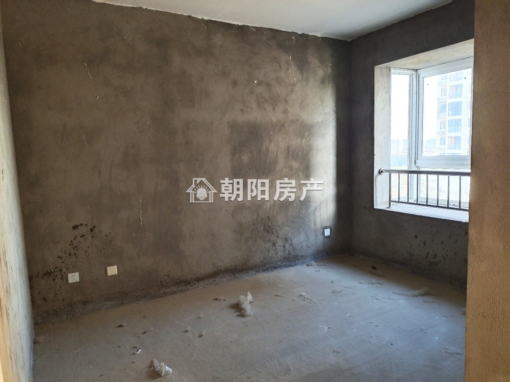 银杏苑 107平 南向三室一卫 交通便利 采光好