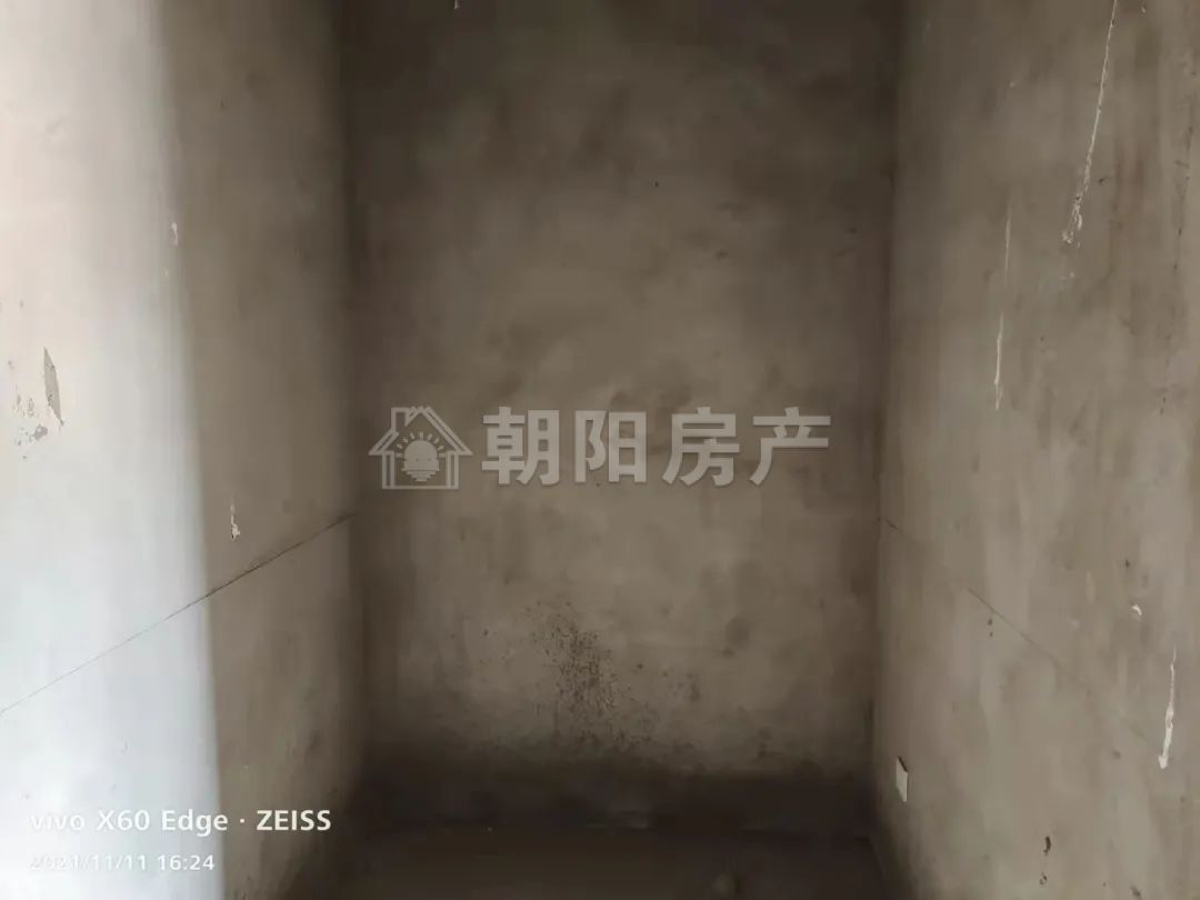 景润御府润园 142平 四室两厅 学区房 交通便利 随时看房