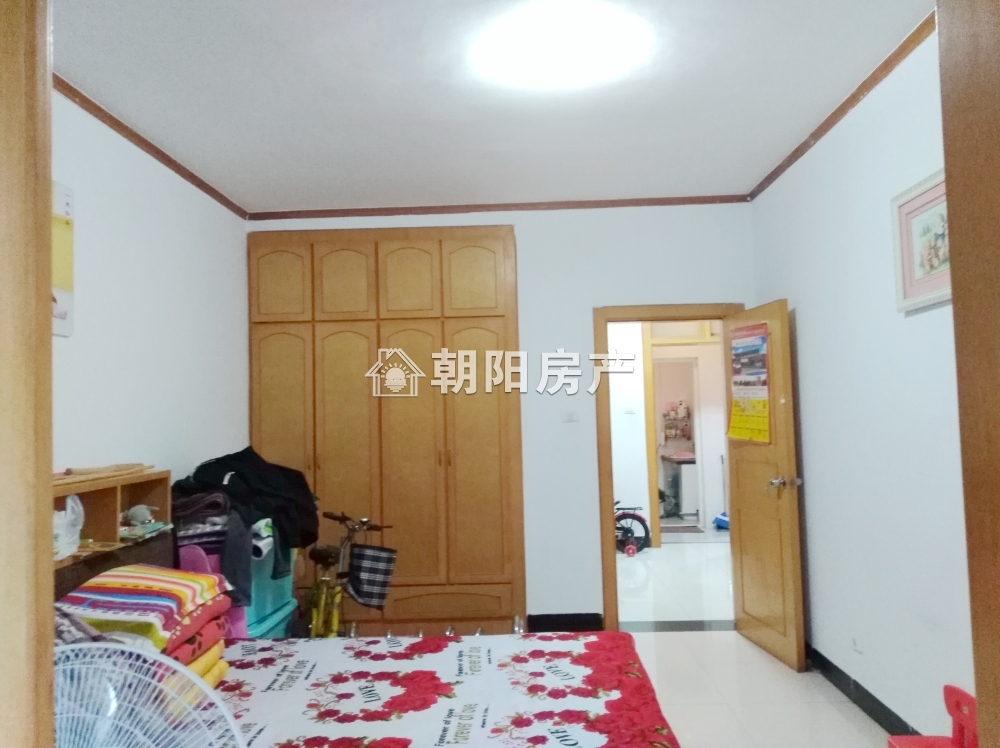 龙泉北村 132平 南北通透三室二厅 精装 交通便利
