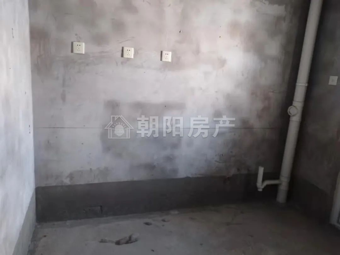 西湖花园C区 98平 南向三居 毛坯 2857元/平 采光好