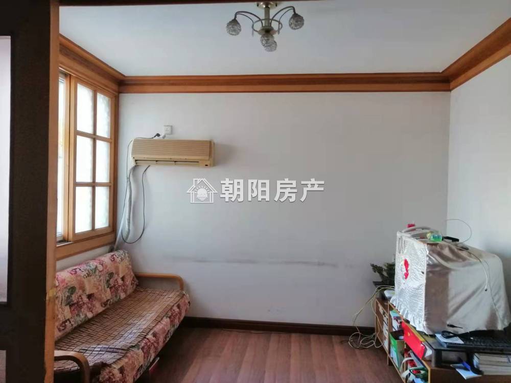广场小区 84平 南向两室两厅 精装 满两年 学区房