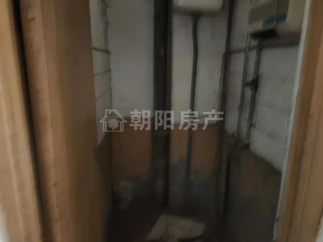 新建二村 54平 两室一厅 交通便利 满两年 采光好