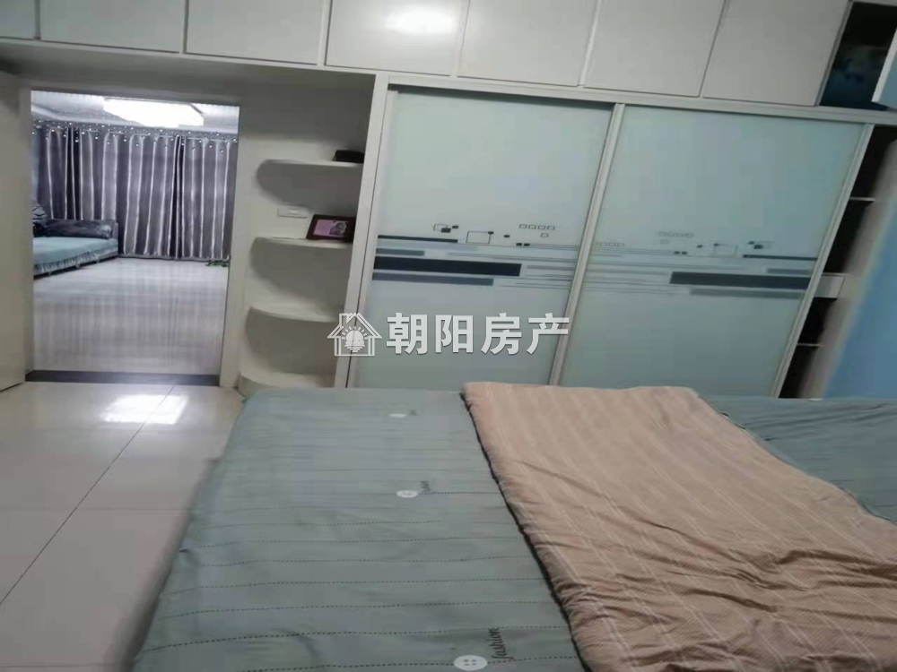 状元府 90平 朝南两居 精装 交通便利 配套齐全