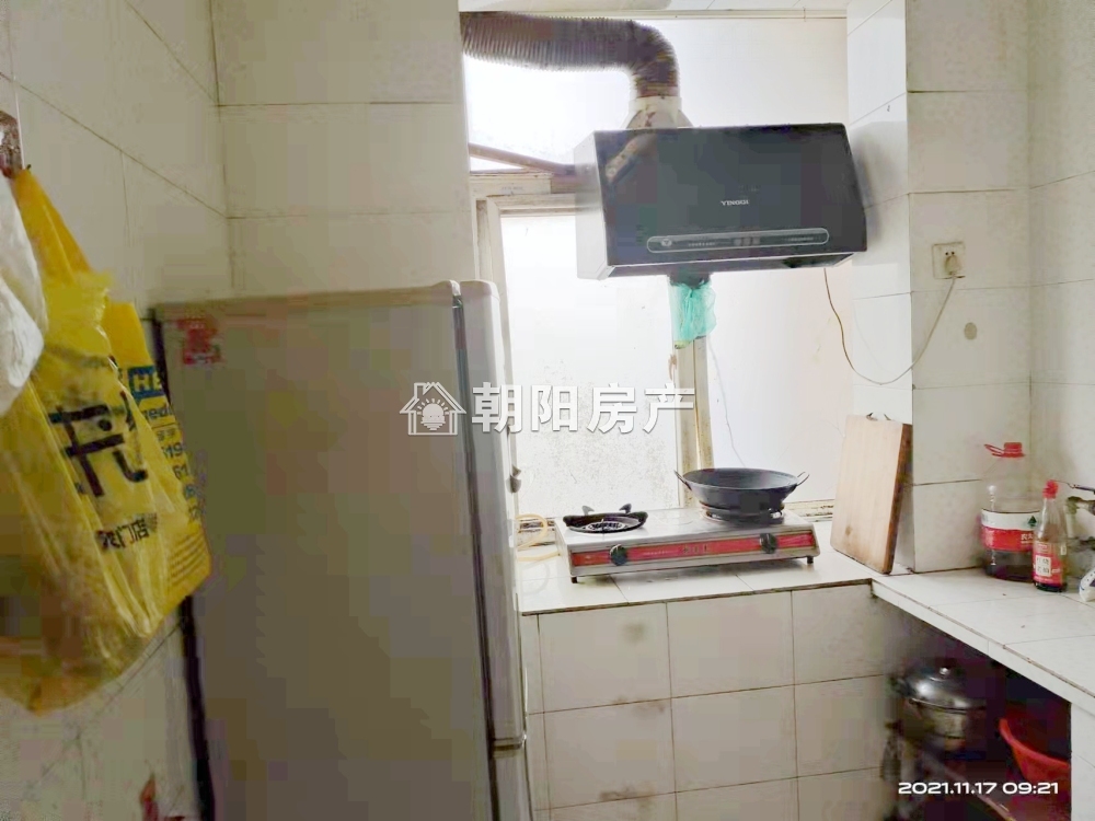 钟郢小区 56平 朝南精装两居 满两年 交通便利