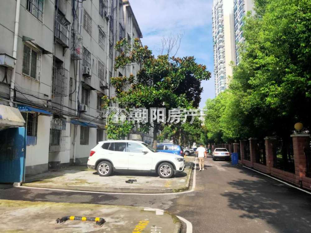 华声苑 102平 南向三室二厅 学区房 满两年 采光好