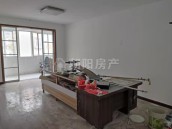 金凤小区 126平 南向大三居 交通便利 3015元/平