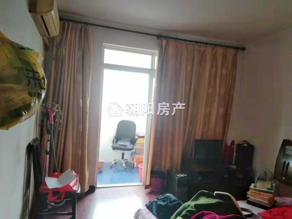 民生小区 99平 南向精装三室 满两年 交通便利