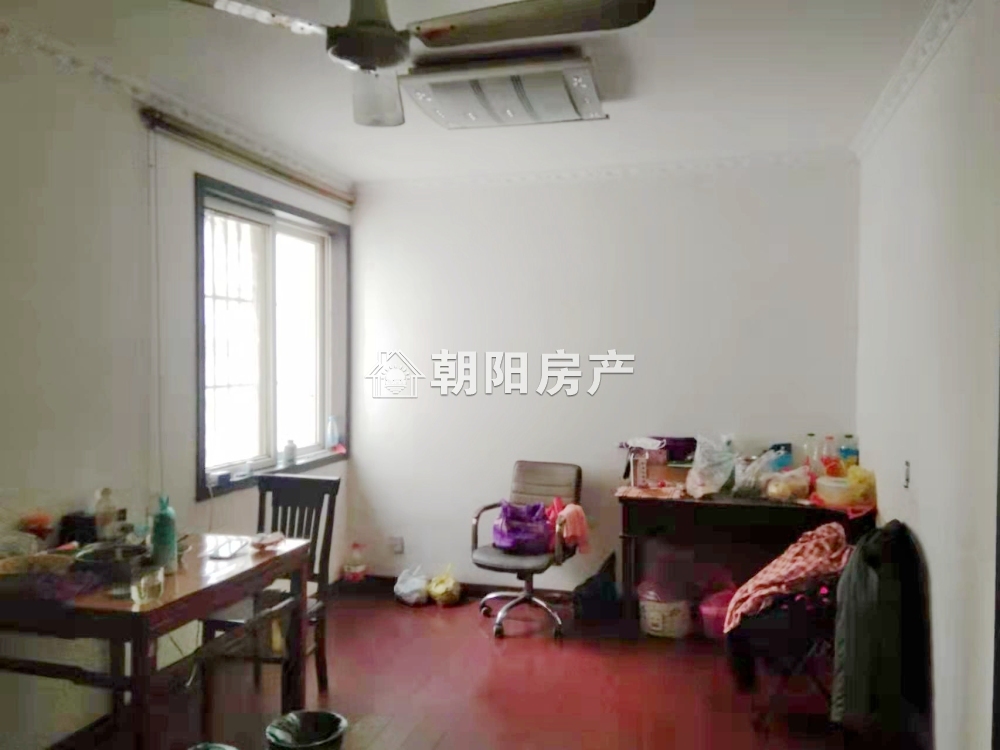 民生小区 99平 南向精装三室 满两年 交通便利