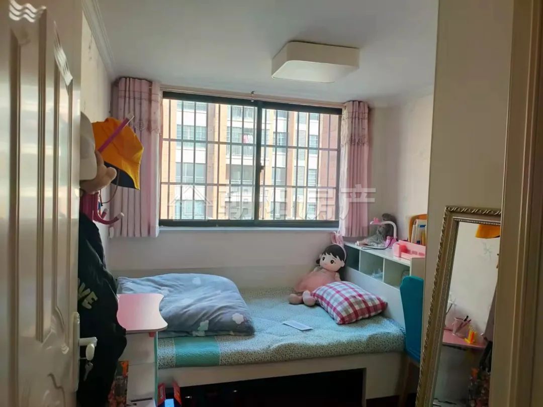 翰林首府 92平 三室二厅南北通透 满五唯一免税 精装洋房