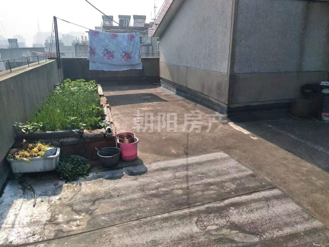 一中家属楼 108平 三室二厅 学区房 交通便利 采光好
