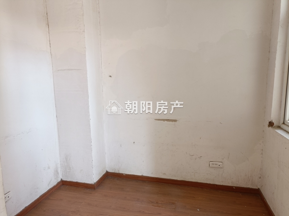 熙城熙园 150平 三室二厅 南北通透 满两年 交通便利