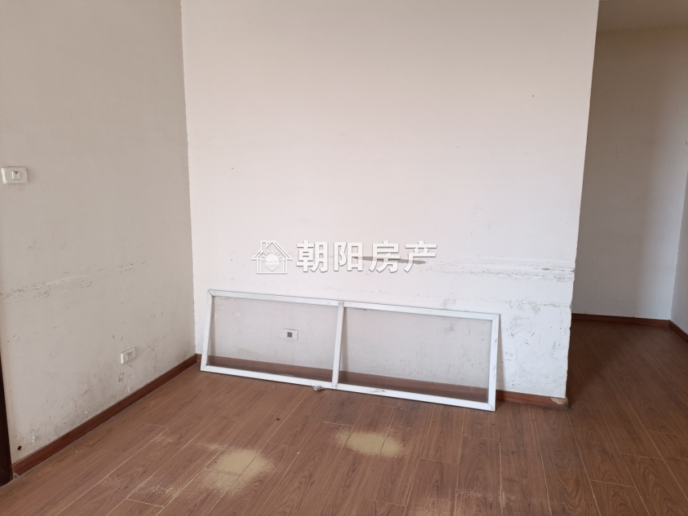 熙城熙园 150平 三室二厅 南北通透 满两年 交通便利
